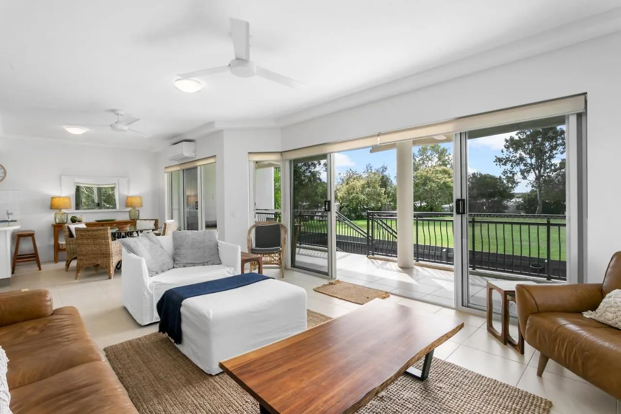Riviera Noosa Resort Нусавиль